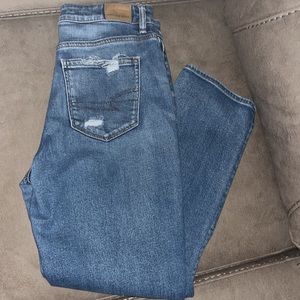 American Eagle Mom Straight Jean